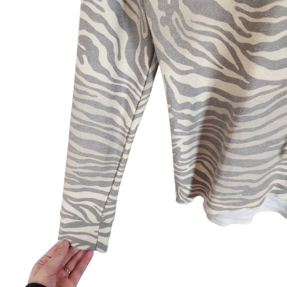 Chaser Zebra Print Hoodie - Picture 5 of 8